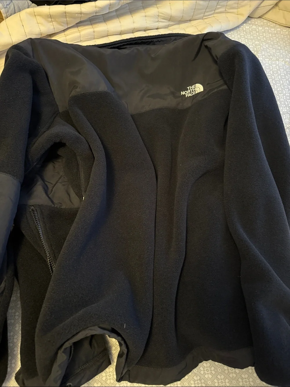 The North Face Men’s Black Fleece & Nylon Panel Jacket